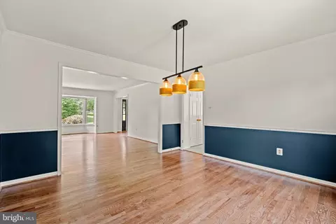 1929 Morningmist Dr, Silver Spring, MD 20906 photo 4