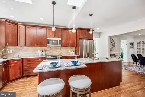 11609 Yeatman Ter, Silver Spring, MD 20902 photo 9