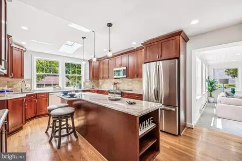 11609 Yeatman Ter, Silver Spring, MD 20902 photo 11