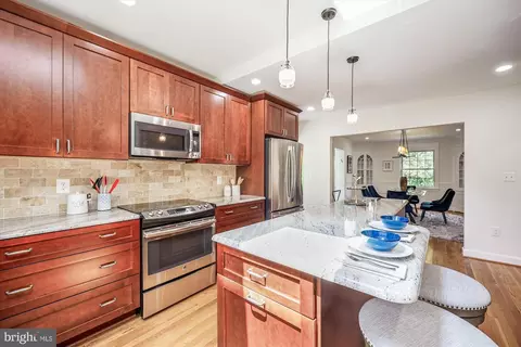11609 Yeatman Ter, Silver Spring, MD 20902 photo 7