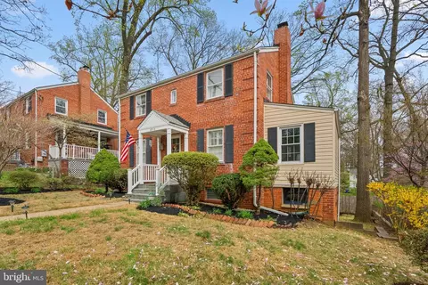 Exterior - 8715 Bradford Rd, Silver Spring, MD 20901 photo 8 of 9