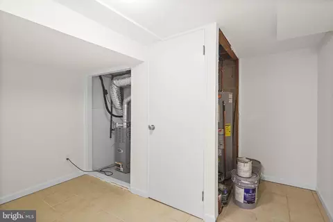 Entry Way - 1622 Cody Dr, Silver Spring, MD 20902 photo 1 of 1