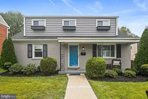1622 Cody Dr, Silver Spring, MD 20902