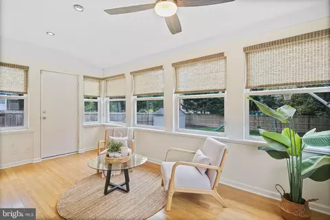 Exterior - 1622 Cody Dr, Silver Spring, MD 20902 photo 4 of 6
