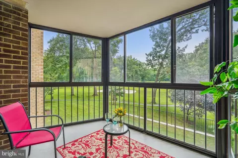 15107 Interlachen Dr #2-220, Silver Spring, MD 20906 photo 13
