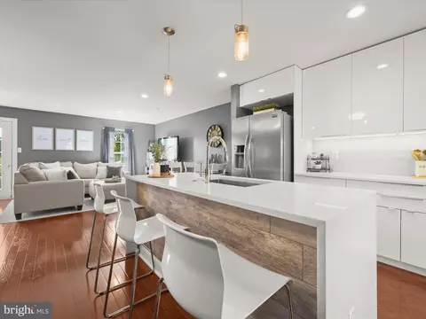 Kitchen - 4706 Babbling Brook Dr, Olney, MD 20832 photo 5 of 5