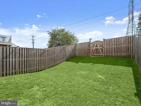 Exterior - 4706 Babbling Brook Dr, Olney, MD 20832 photo 5 of 5