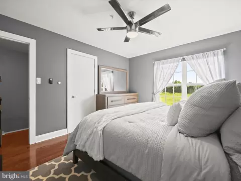 Bedroom - 4706 Babbling Brook Dr, Olney, MD 20832 photo 3 of 7