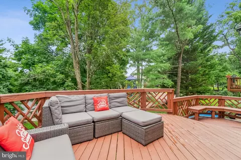 Exterior - 44 Silver Moon Dr, Silver Spring, MD 20904 photo 6 of 7