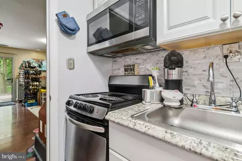 Kitchen - 44 Silver Moon Dr, Silver Spring, MD 20904 photo 2 of 2