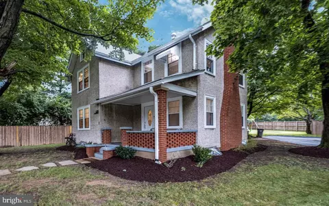 628 Great Falls Rd, Rockville, MD 20850