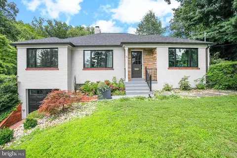 5 Spring Hill Ct, Chevy Chase, MD 20815