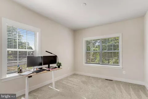 19820 Bodmer Ave, Poolesville, MD 20837 photo 12