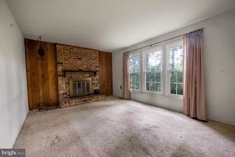 5 Chalkstone Ct, Silver Spring, MD 20904 photo 3