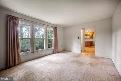 5 Chalkstone Ct, Silver Spring, MD 20904 photo 5