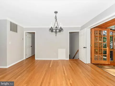 2904 Red Lion Ln, Silver Spring, MD 20904 photo 9