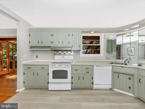 2904 Red Lion Ln, Silver Spring, MD 20904 photo 11