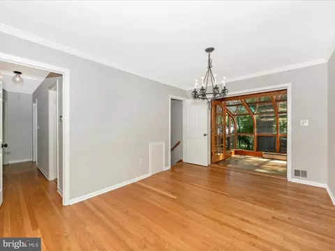 2904 Red Lion Ln, Silver Spring, MD 20904 photo 7