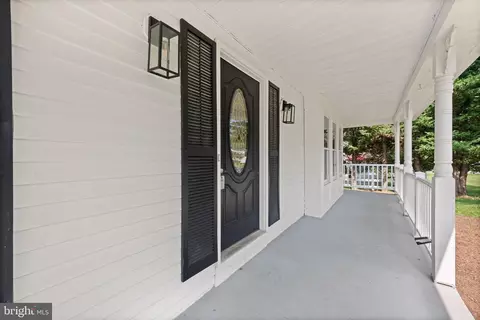 Exterior - 1028 Windmill Ln, Silver Spring, MD 20905 photo 1 of 3