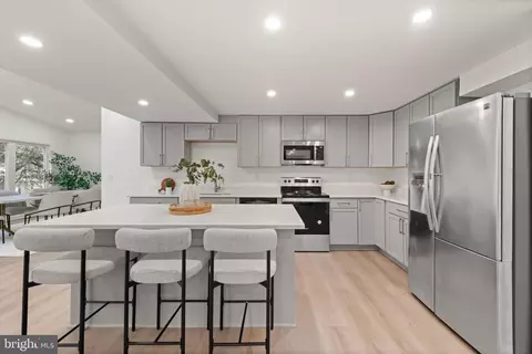 Kitchen - 1028 Windmill Ln, Silver Spring, MD 20905 photo 2 of 3