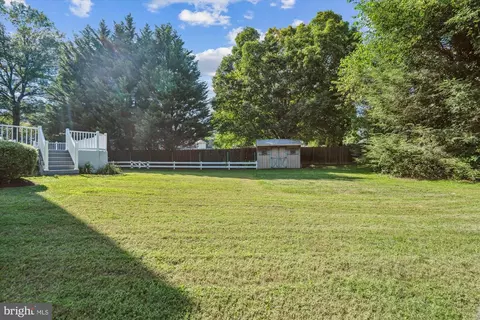 Exterior - 513 Jaystone Pl, Silver Spring, MD 20905 photo 2 of 4
