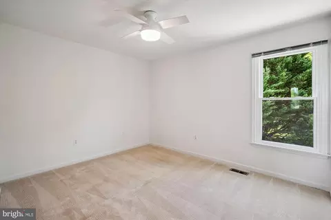 Bedroom - 513 Jaystone Pl, Silver Spring, MD 20905 photo 3 of 4