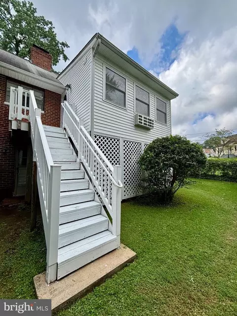 9815 Cottrell Ter, Silver Spring, MD 20903 photo 7