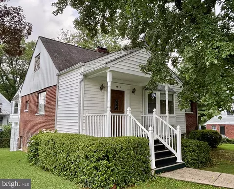 9815 Cottrell Ter, Silver Spring, MD 20903 photo 2