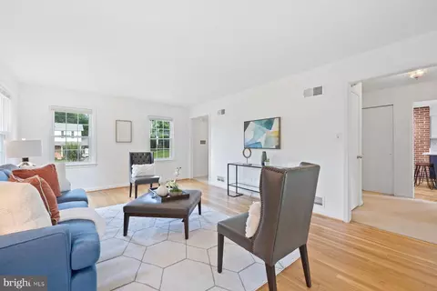 Living - 11804 Ithica Dr, Silver Spring, MD 20904 photo 3 of 4