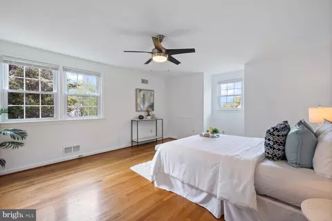 Bedroom - 11804 Ithica Dr, Silver Spring, MD 20904 photo 1 of 5