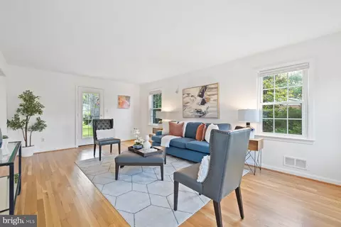 Living - 11804 Ithica Dr, Silver Spring, MD 20904 photo 1 of 4