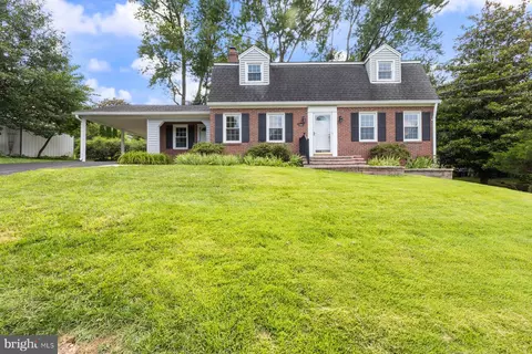 11804 Ithica Dr, Silver Spring, MD 20904