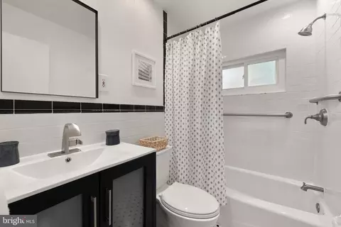 Bath - 10211 Calumet Dr, Silver Spring, MD 20901 photo 1 of 2