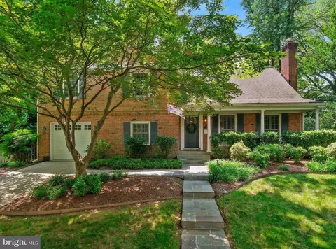 6804 Sulky Ln, North Bethesda, MD 20852