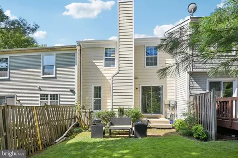 Exterior - 14921 Ladymeade Cir, Silver Spring, MD 20906 photo 2 of 3