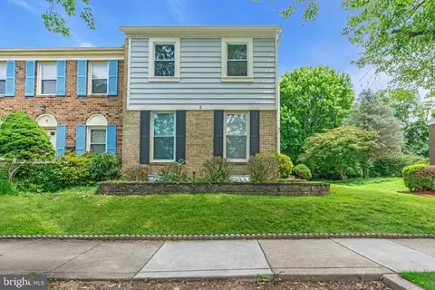 2 Goodport Ct, Gaithersburg, MD 20878