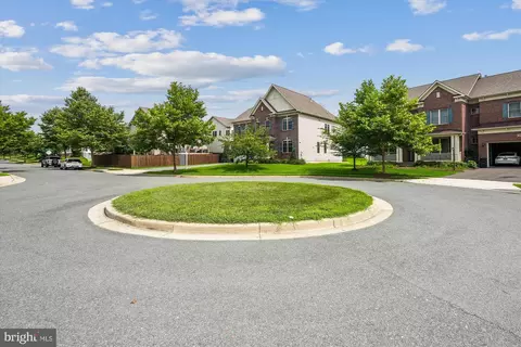 View/Area - 1105 Sweetbay Pl, Silver Spring, MD 20906 photo 2 of 7