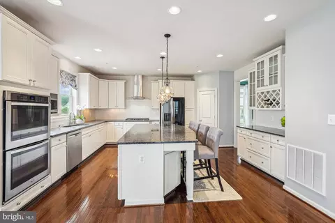 Kitchen - 1105 Sweetbay Pl, Silver Spring, MD 20906 photo 1 of 4