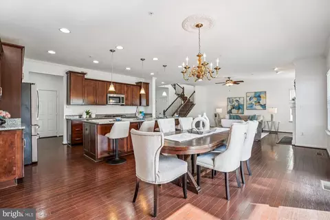 Dining - 3514 Doc Berlin Dr, Silver Spring, MD 20906 photo 3 of 3