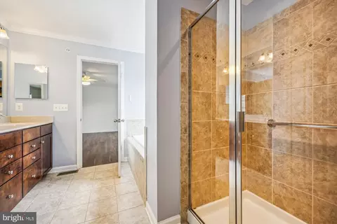 Bath - 3514 Doc Berlin Dr, Silver Spring, MD 20906 photo 2 of 3