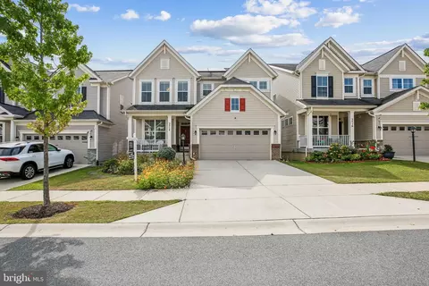 Exterior - 3514 Doc Berlin Dr, Silver Spring, MD 20906 photo 2 of 11