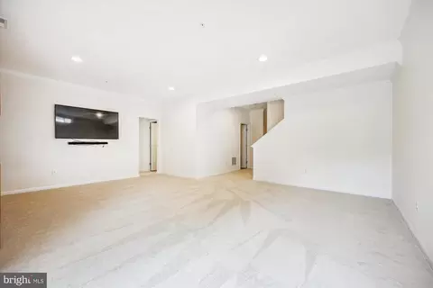 Living - 3514 Doc Berlin Dr, Silver Spring, MD 20906 photo 2 of 3