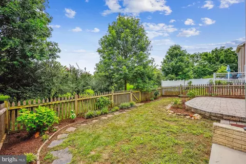 Exterior - 3514 Doc Berlin Dr, Silver Spring, MD 20906 photo 7 of 11