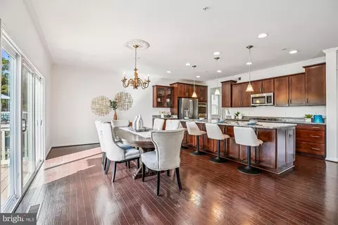 Dining - 3514 Doc Berlin Dr, Silver Spring, MD 20906 photo 2 of 3