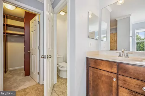 Bath - 3514 Doc Berlin Dr, Silver Spring, MD 20906 photo 1 of 3