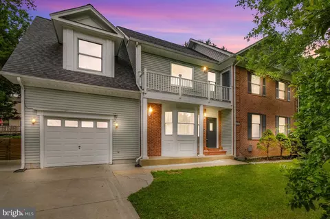 13641 Hobart Dr, Silver Spring, MD 20904