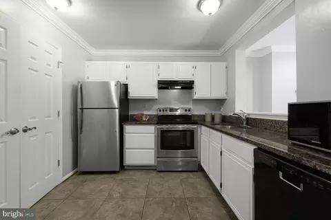 Kitchen - 3716 Ferrara Dr #3, Silver Spring, MD 20906 photo 2 of 2