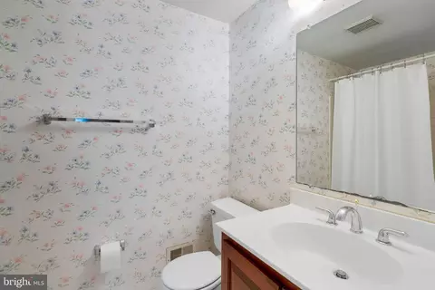 Bath - 17625 Macduff Ave, Olney, MD 20832 photo 1 of 1