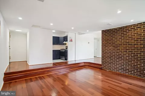 Living - 2101 Walsh View Ter #17-103, Silver Spring, MD 20902 photo 2 of 4