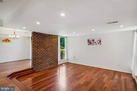 Living - 2101 Walsh View Ter #17-103, Silver Spring, MD 20902 photo 4 of 4